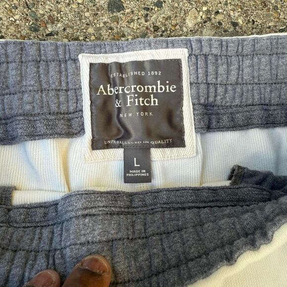 Vintage Y2K Abercrombie & Fitch White And Navy Strips Embroidered Sweatpants - Picture 8 of 8